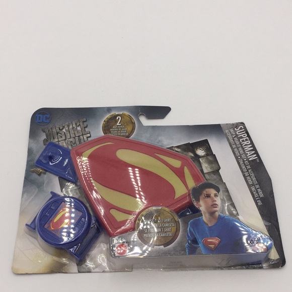 DC Justice League Superman Snap & Wear-It Hero Set Hasbro New in Package - Picture 4 of 9